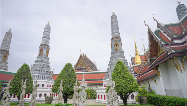 Culture, Cuisine, and Color: Wat Pho, Wat Arun and Flower Market - Half-Day Tour - Photo 2
